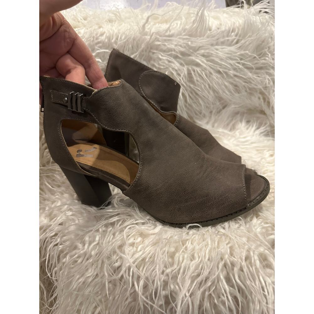 7.5 Sling back Open Toe Shoes | Stylish| dark grey REPORT